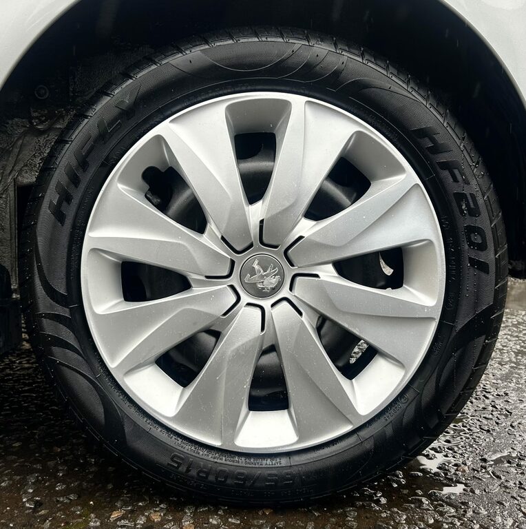 Peugeot 108 1.0 Vti FN64JHH Silver #5