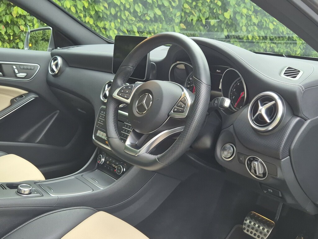 Mercedes-Benz A Class 2.0 A250 Amg 4Matic Premium Plus FX17MJK Grey #5