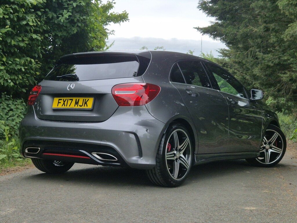 Mercedes-Benz A Class 2.0 A250 Amg 4Matic Premium Plus FX17MJK Grey #2