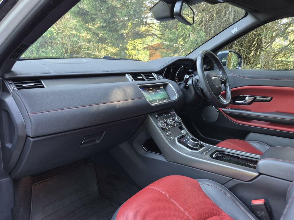 Land Rover Range Rover Evoque 2.0 Si4 Hse Dynamic LD68XCS White #3
