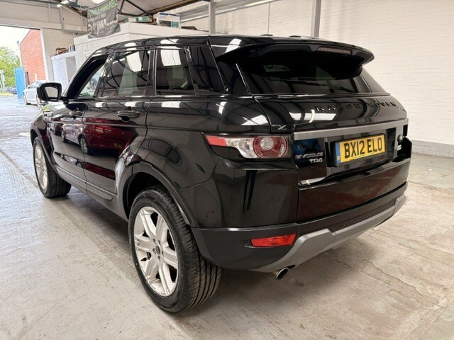 Land Rover Range Rover Evoque Suv 2.2 Td4 Pure 2012 BX12ELO Black #3