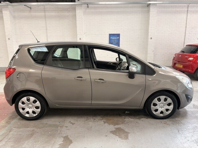 Vauxhall Meriva Mpv 1.7 Cdti Exclusiv 2011 DU11NFZ Brown #6