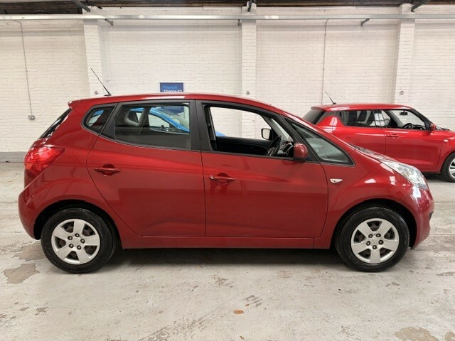 Kia Venga Mpv 1.4 Ecodynamics 1 2014 Red #6