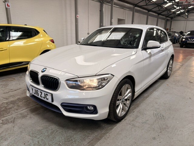 BMW 1 Series Hatchback 1.5 118I Sport 3-Door 2016 YJ16ZJC White #3