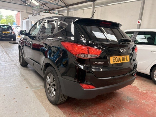Hyundai Ix35 Suv 1.6 Gdi S 2014 Black #3