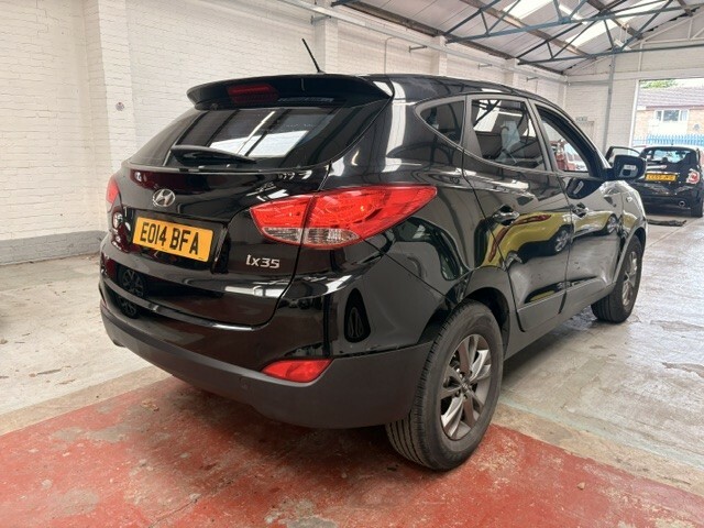 Hyundai Ix35 Suv 1.6 Gdi S 2014 Black #4