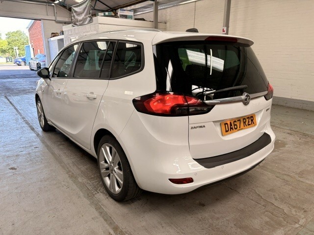 Vauxhall Zafira Tourer Mpv 1.4 I Turbo Sri 2017 DA67RZR White #4