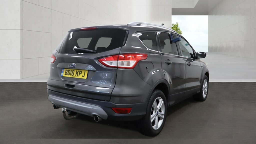 Ford Kuga Suv 2.0 Tdci Zetec 2016 BD16KPJ Grey #4