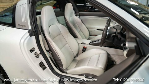 Porsche 911 2014 14 3.4 MX14LWU White #5