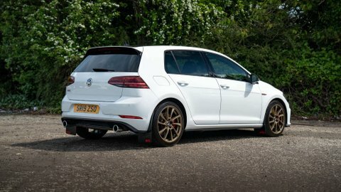 Volkswagen Golf 2019 19 2.0  White #4
