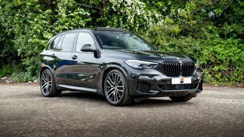 BMW X5 2021 21 3.0 Black #3