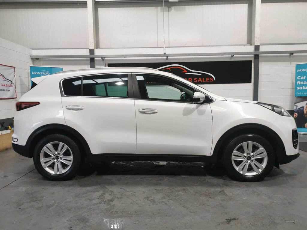Kia Sportage 1.7 Crdi Isg 2 LD66WYZ White #3