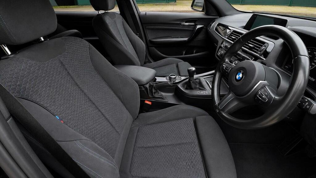 BMW 1 Series Hatchback 1.5 118I M Sport Shadow Edition Euro 6 Black #5