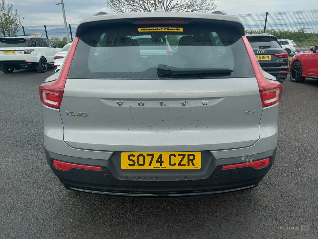 Volvo XC40 2.0 B4p Plus Dark SO74CZR Silver #5