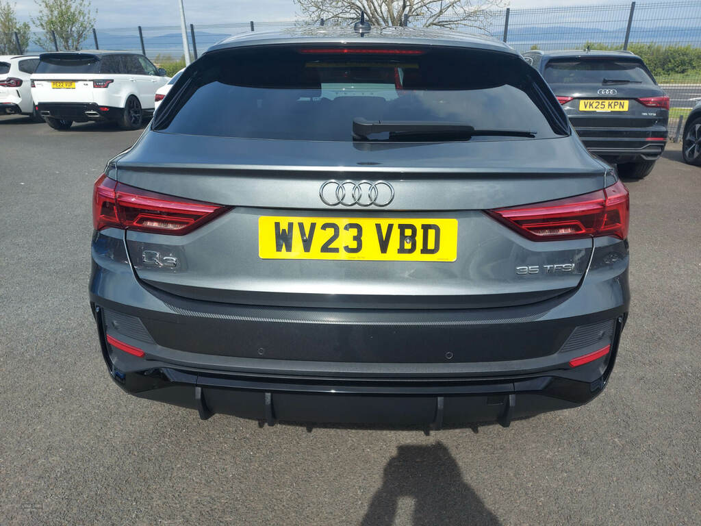 Audi Q3 35 Tfsi Black Edition S Tronic WV23VBD Grey #5