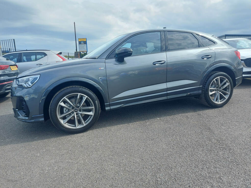 Audi Q3 35 Tfsi Black Edition S Tronic Grey
