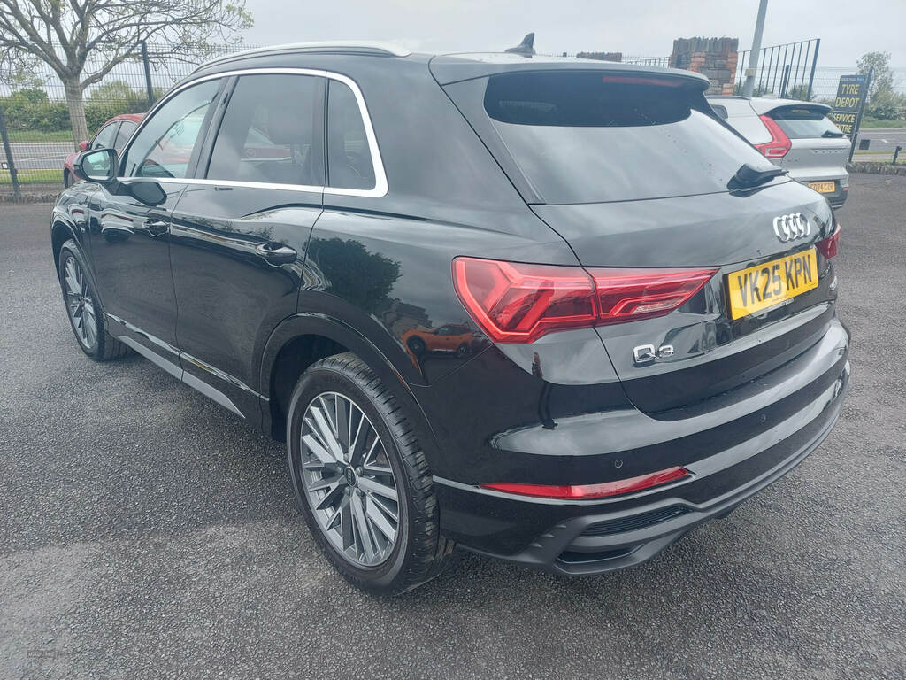 Audi Q3 35 Tfsi S Line S Tronic Leather VK25KPN Black #3