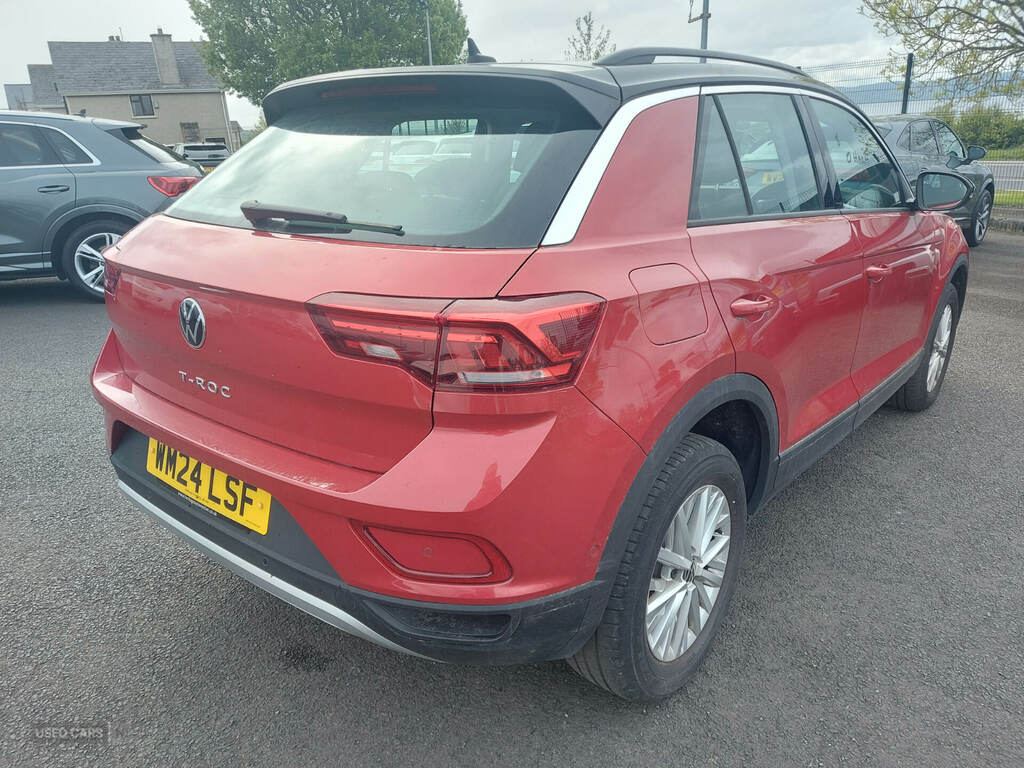 Volkswagen T-Roc 1.5 Tsi Life Dsg Red #3