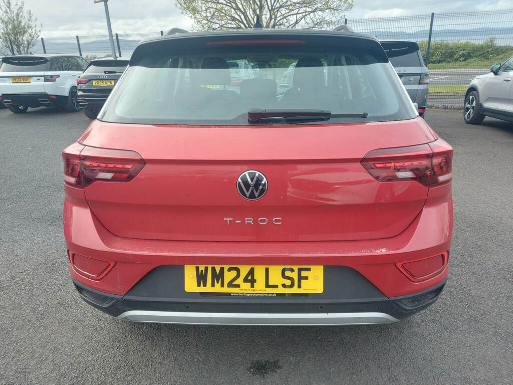Volkswagen T-Roc 1.5 Tsi Life Dsg Red #5