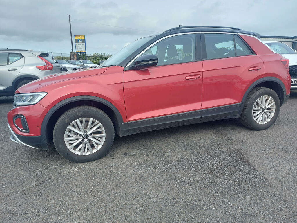 Volkswagen T-Roc 1.5 Tsi Life Dsg Red