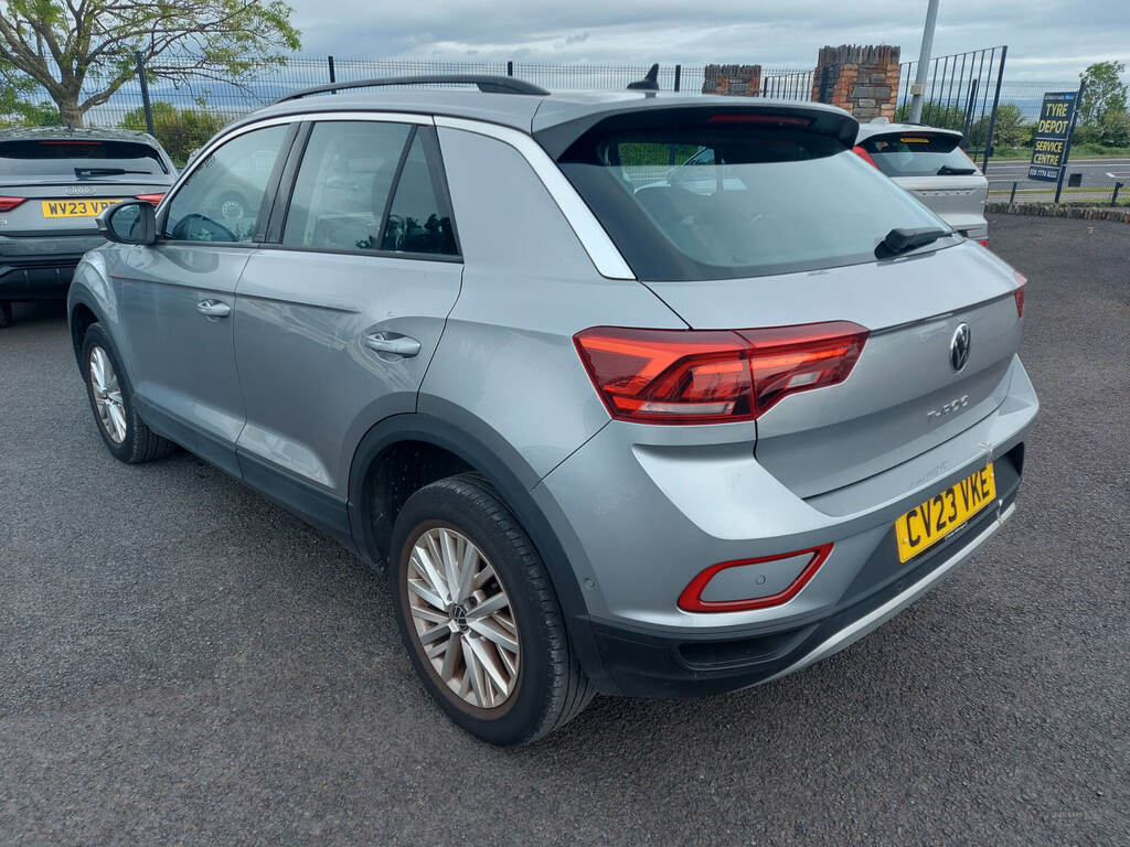 Volkswagen T-Roc 1.5 Tsi Life CV23VKE Silver #4
