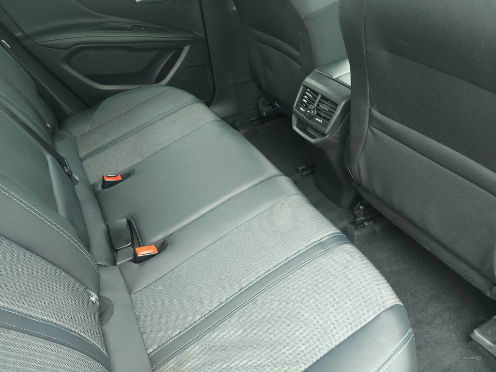 Peugeot 3008 1.5 Bluehdi Allure Premium Eat8 CE23NUB Blue #6