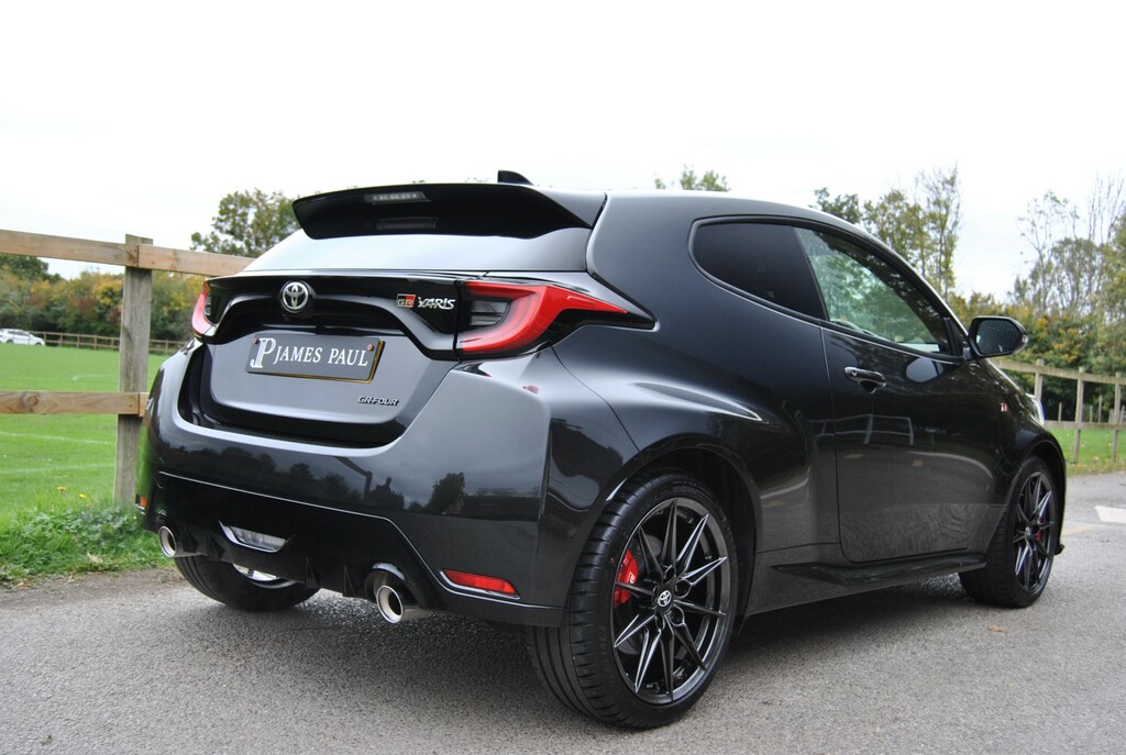 Toyota Yaris 1.6T Gr Circuit Hatchback Awd Eu  #3