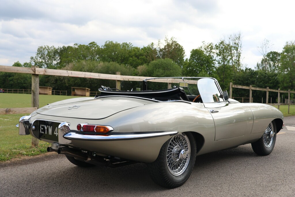 Jaguar E-Type Series 1 Roadster #3