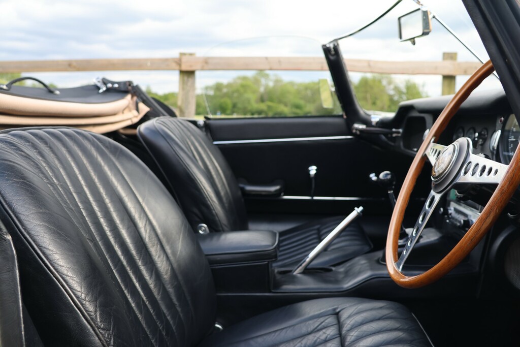 Jaguar E-Type Series 1 Roadster #5