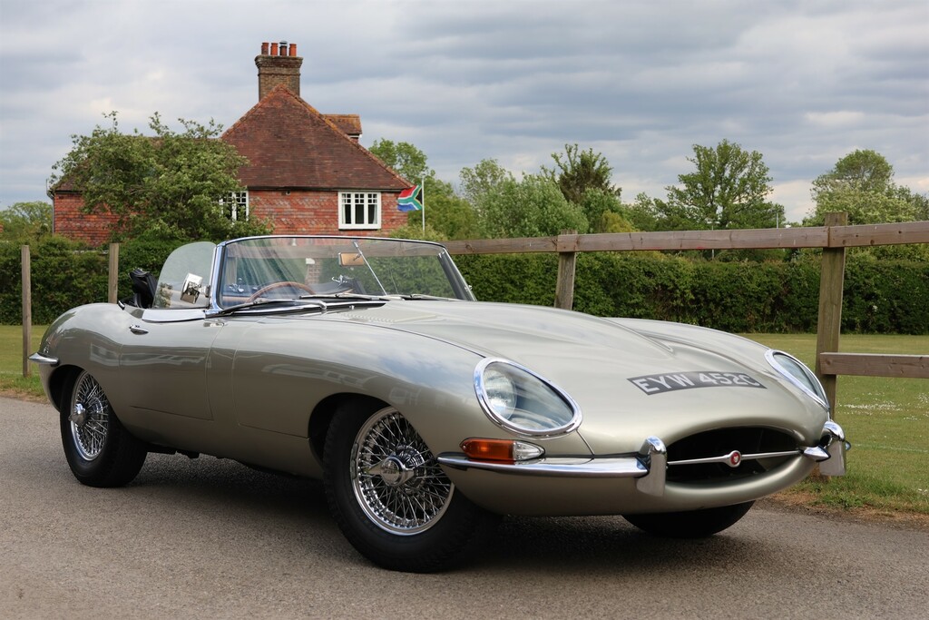 Jaguar E-Type Series 1 Roadster #4