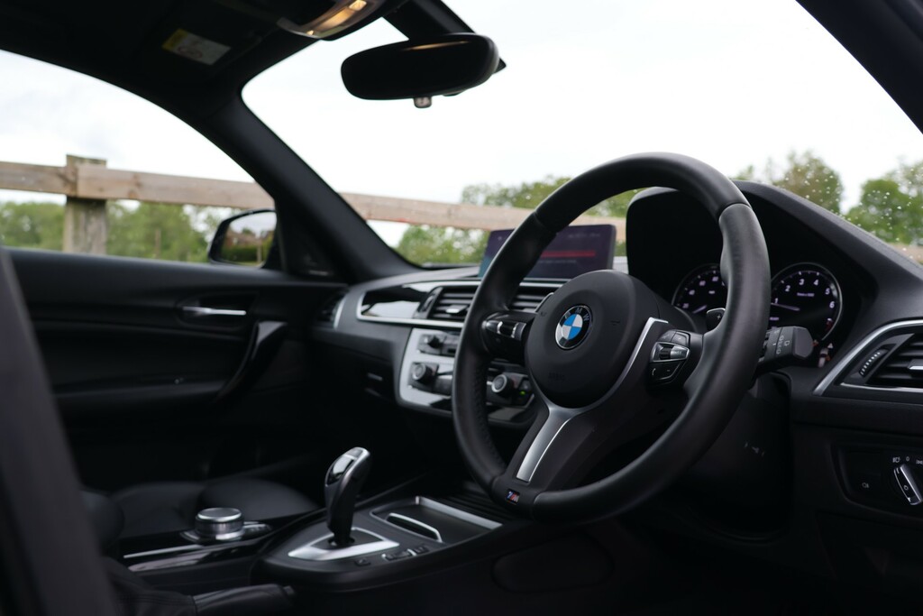 BMW M1 3.0 Gpf Shadow Edition Hatchback E  #6