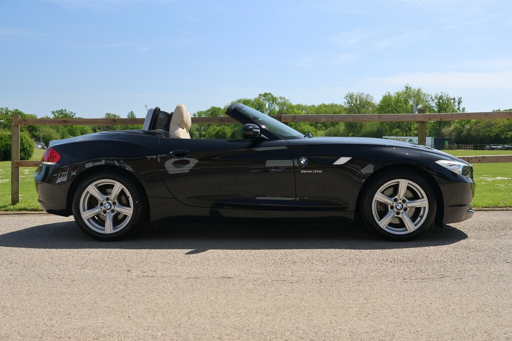 BMW Z4 3.0 30I Convertible Sdrive Euro  #2