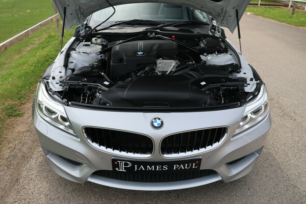 BMW Z4 Icon White #26