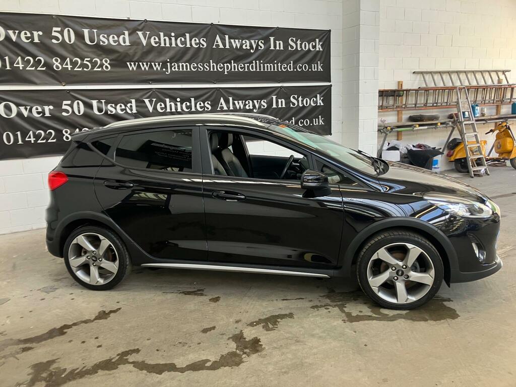 Ford Fiesta 1.0T Ecoboost Active X Euro 6 Ss HV70KBZ Black #3