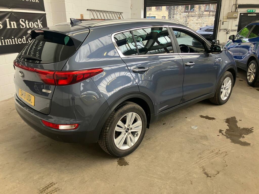 Kia Sportage 1.7 Crdi 2 Euro 6 Ss SH18UDL Blue #3