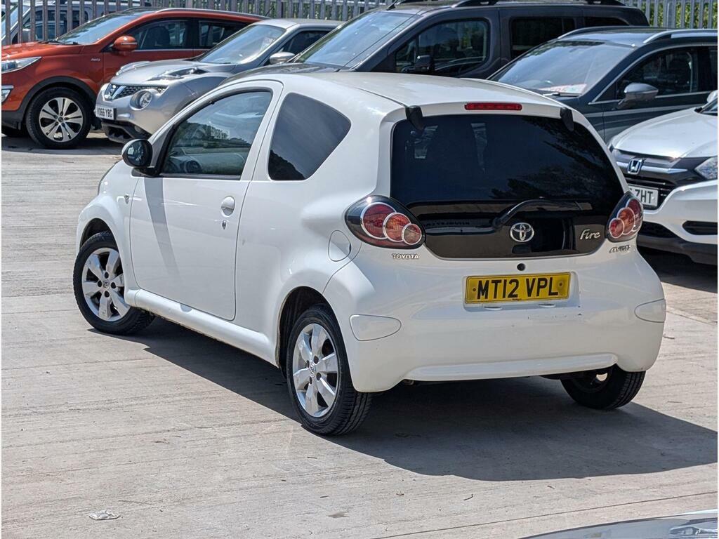 Toyota Aygo 1.0 Vvt-i Fire Euro 5 MT12VPL White #5