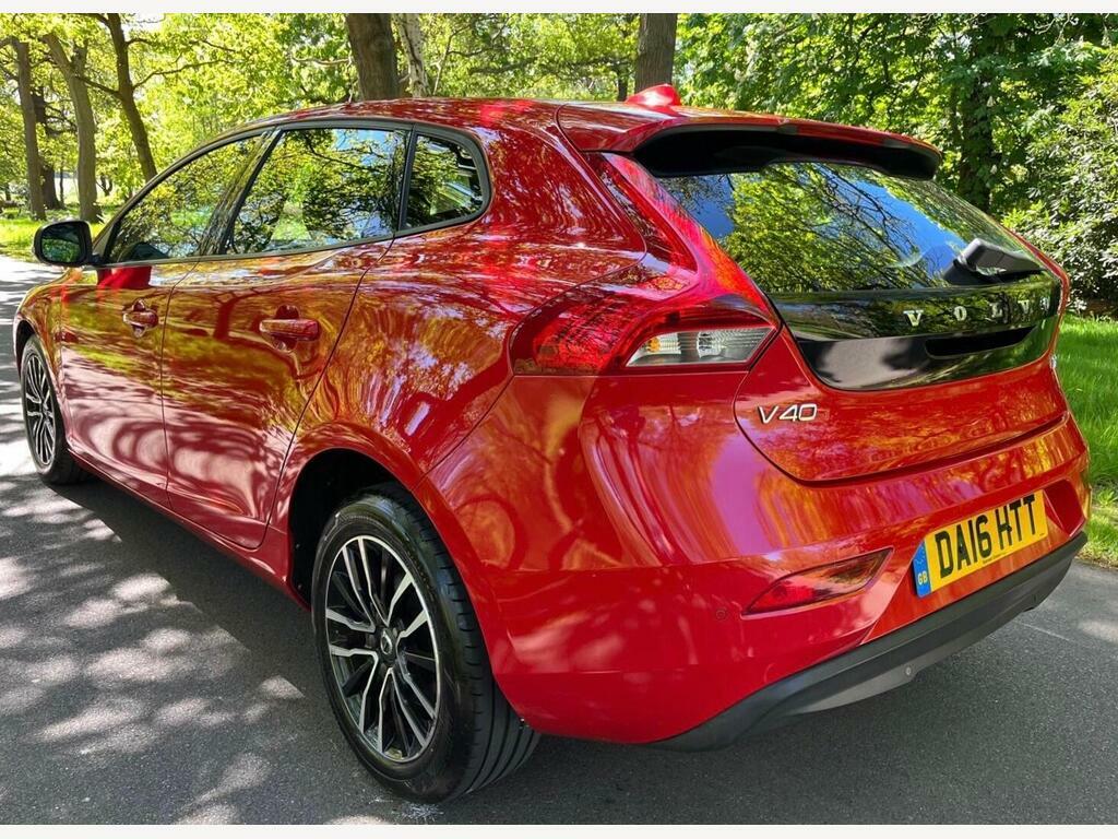 Volvo V40 2.0 T2 Momentum Euro 6 S S Red #6