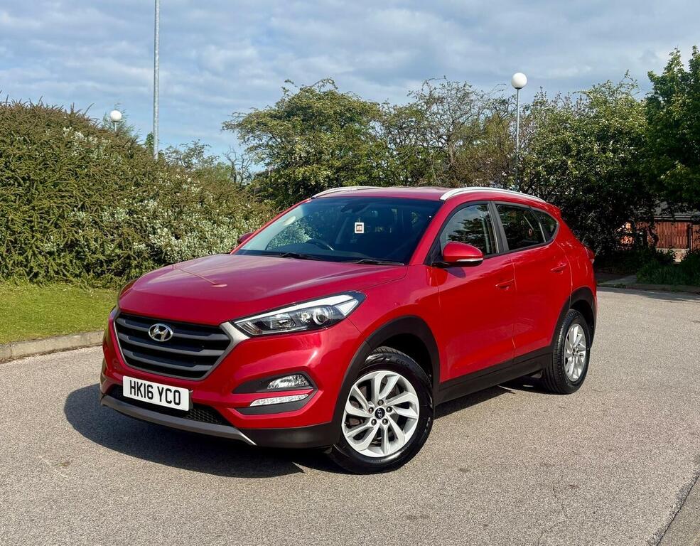 Hyundai Tucson Suv 1.7 Crdi Blue Drive Se Nav Euro 6 Ss 2 Red