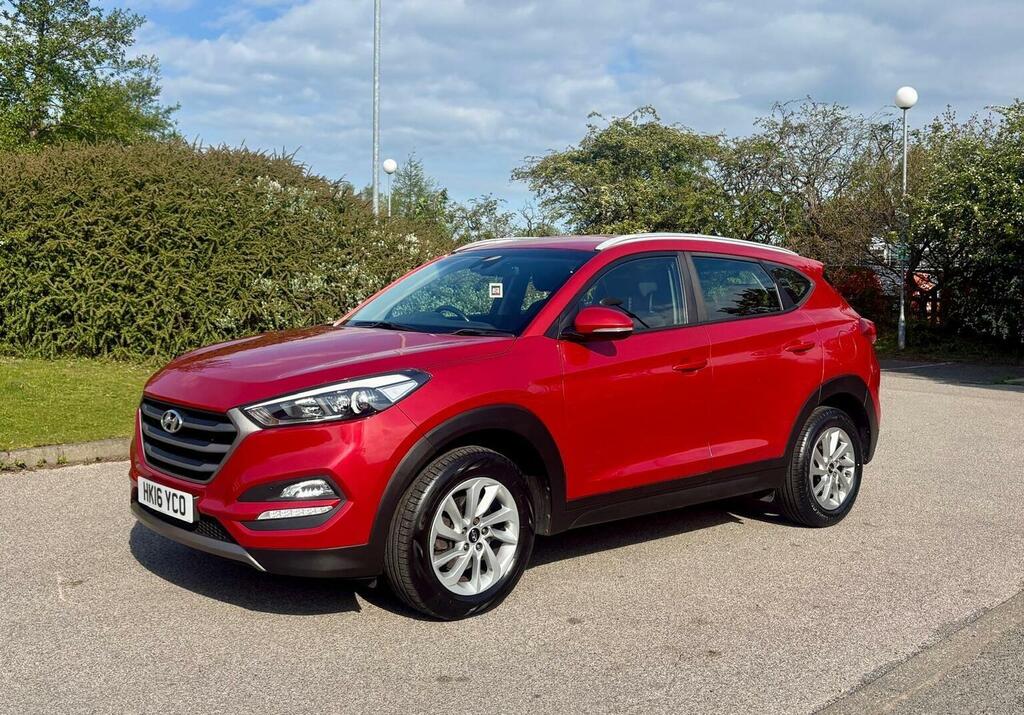 Hyundai Tucson Suv 1.7 Crdi Blue Drive Se Nav Euro 6 Ss 2 HK16YCO Red #3
