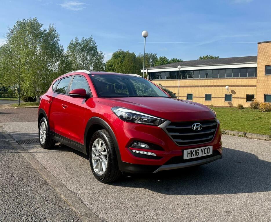 Hyundai Tucson Suv 1.7 Crdi Blue Drive Se Nav Euro 6 Ss 2 HK16YCO Red #6