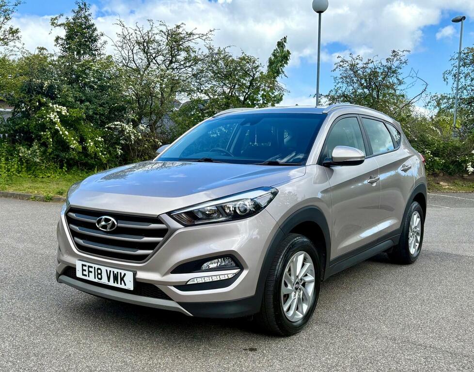 Hyundai Tucson Suv 1.6 Gdi Blue Drive Se Euro 6 Ss 20181 EF18VWK White #4