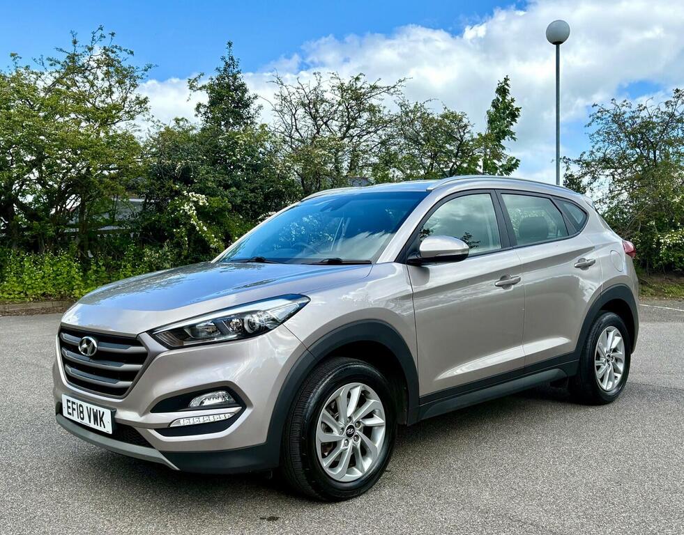 Hyundai Tucson Suv 1.6 Gdi Blue Drive Se Euro 6 Ss 20181 EF18VWK White #3