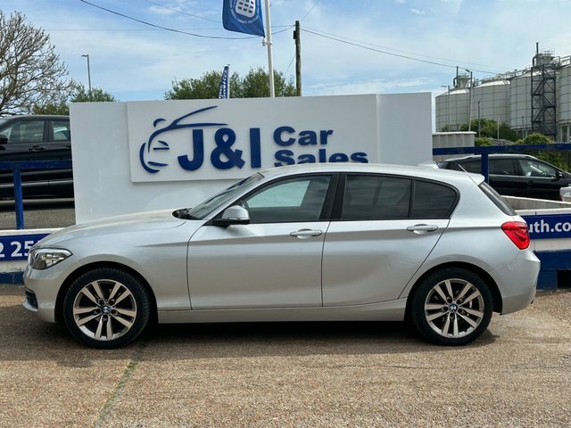 BMW 1 Series 1.5 116D Sport Hatchback Euro 6 YH67NGO Silver #3