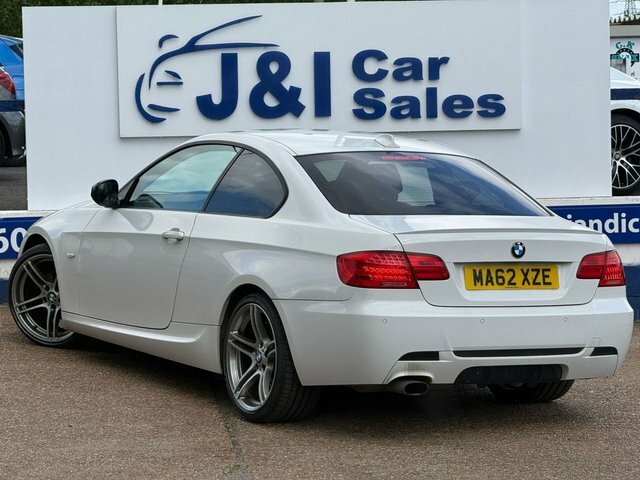 BMW 3 Series 2.0 320I Sport Plus Edition Coupe Manua MA62XZE White #5