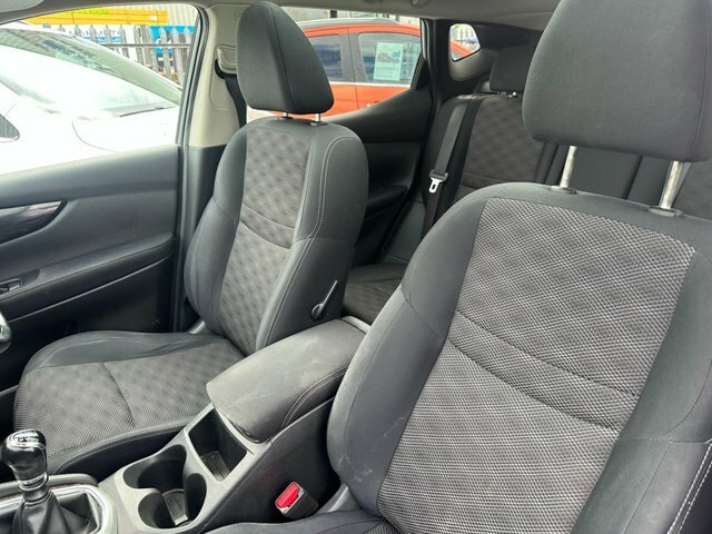 Nissan Qashqai 1.6 Dci Acenta Premium Suv 2Wd E MA14FWO Grey #6