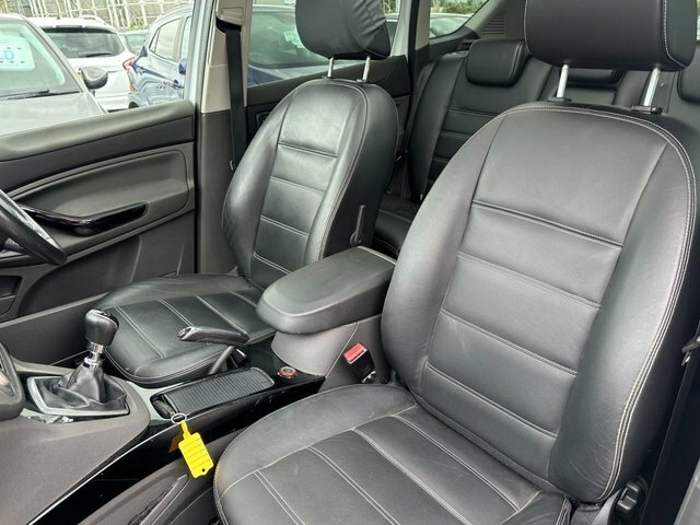 Ford Kuga 2.0 Tdci Titanium X Suv Awd Euro PJ12JYT White #6