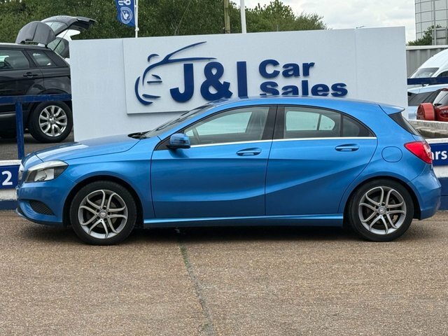 Mercedes-Benz A Class 1.5 A180 Cdi Sport Hatchback Eur PJ64TWY Blue #3