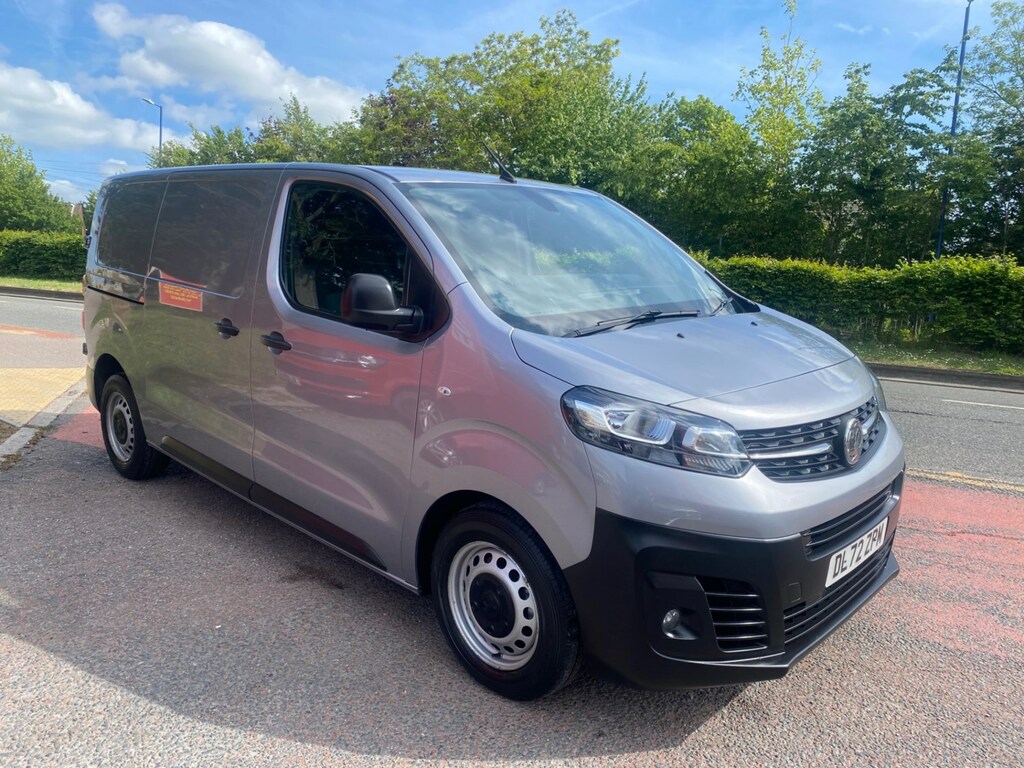 Vauxhall Vivaro 2900 1.5D 100Ps Prime H1 Van Grey