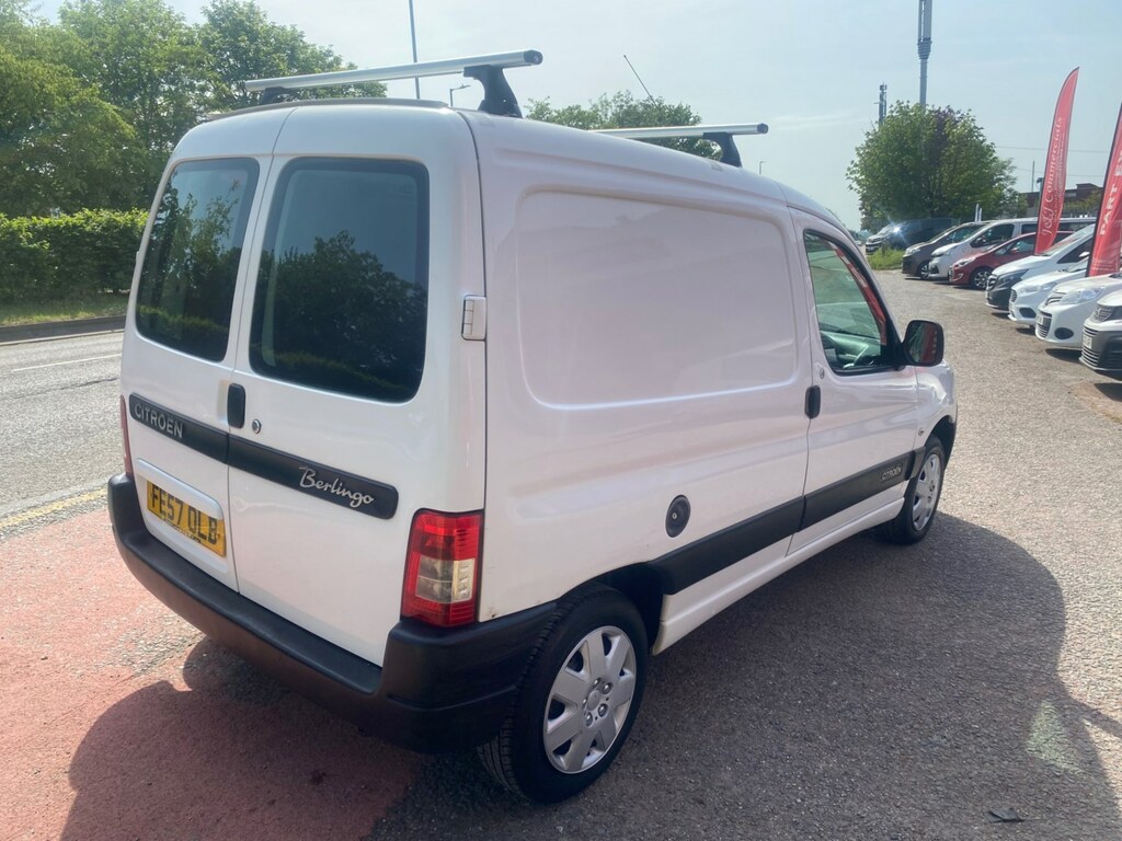 Citroen Berlingo 1.6Hdi 600Kg LX White #4