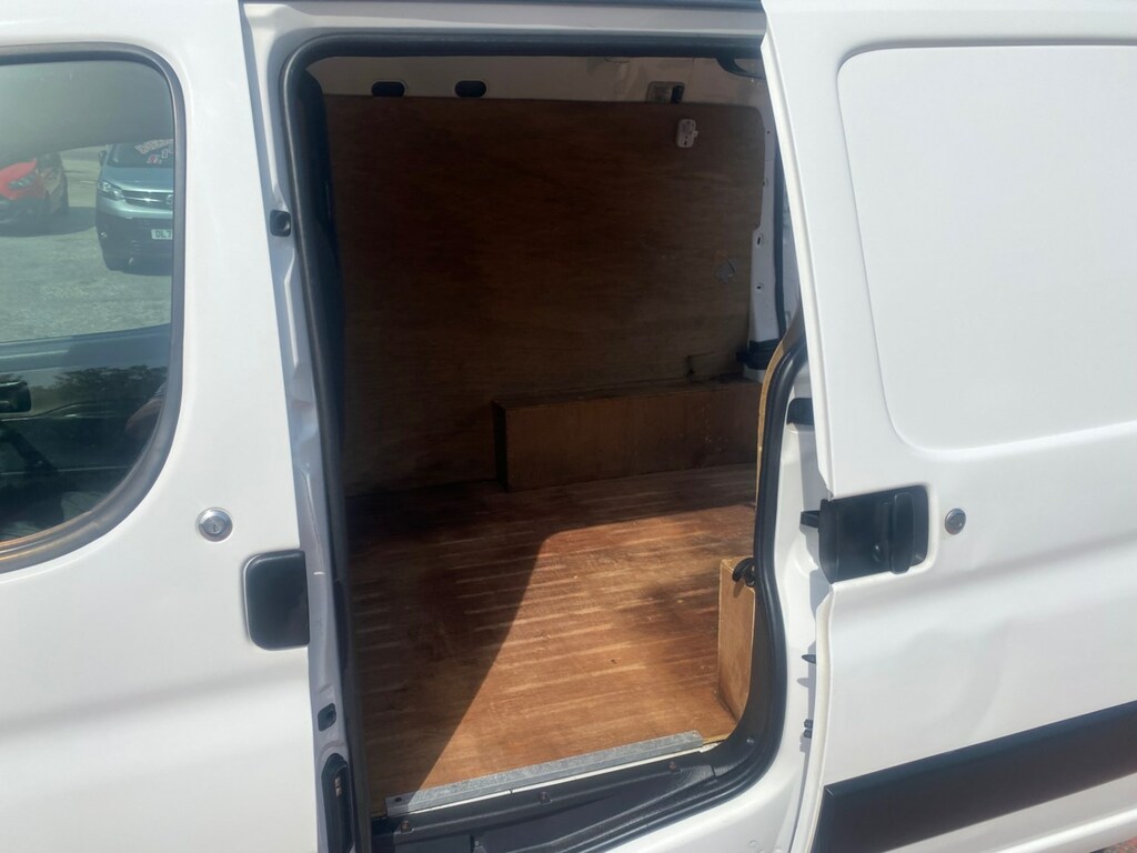 Citroen Berlingo 1.6 Td Desire Multispace Red #12